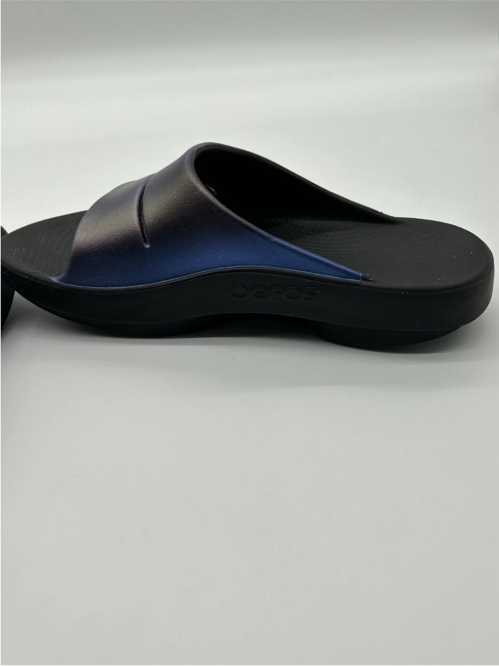 OOFOS Iridescent Slide Sandals in Black with Blue-Green Sheen - Picture 4 of 9